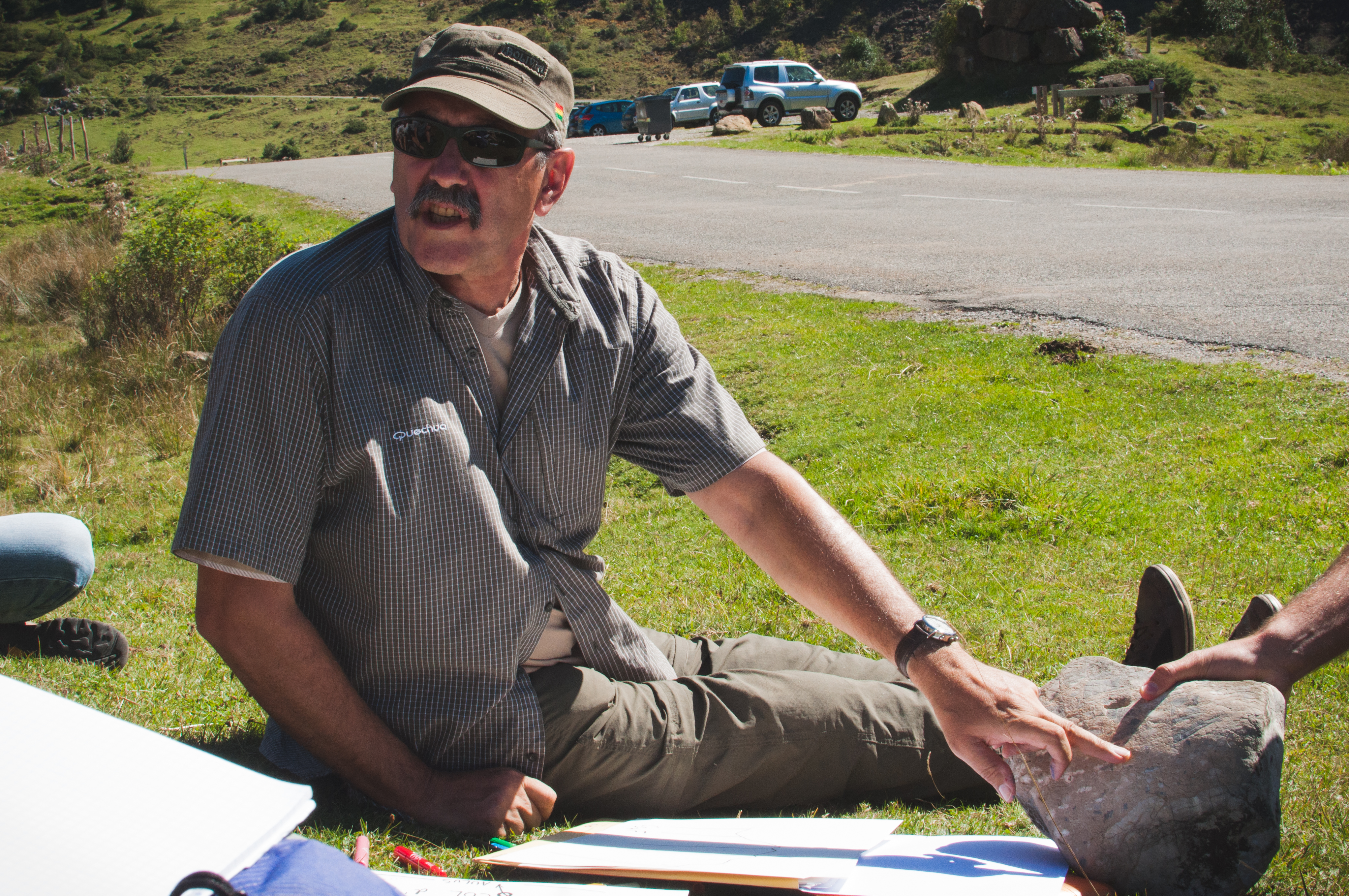 Yves Lagabrielle discussing sedimentary breccias overlying the ultramafic bodies at Lherz